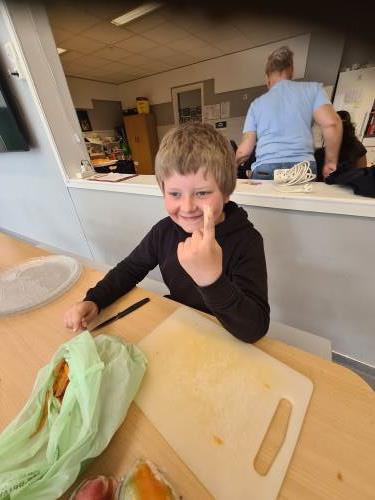 kun èn plastret finger, det er godt jobba